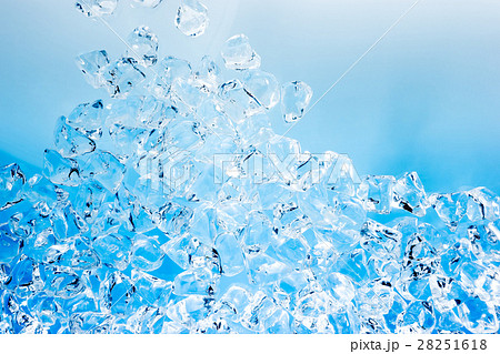 氷 氷 28251618