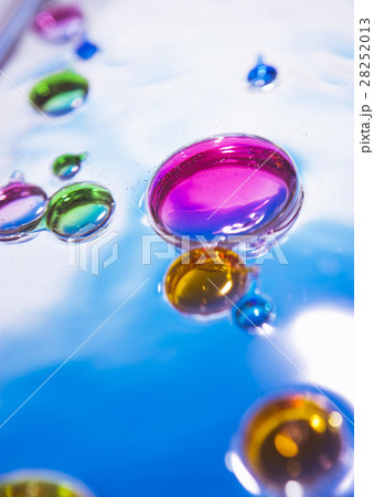 フローティングボール 28252013