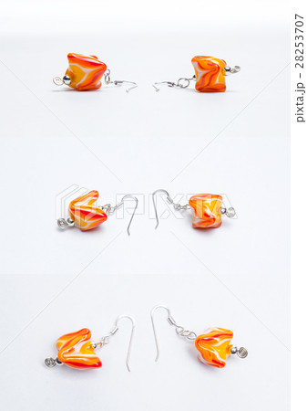 Earrings of glass multicolored beads 28253707