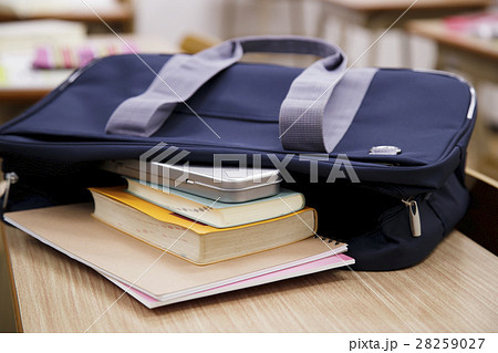 教室　学校　教育　勉強　学習　塾　放課後　高校　スクール　スクールライフ 28259027