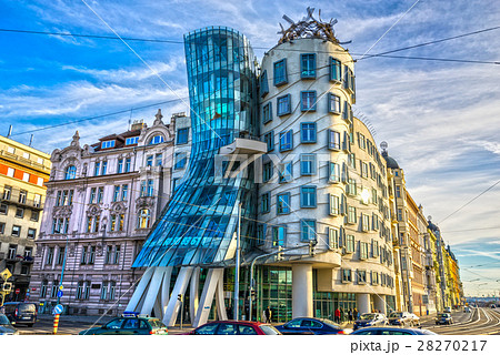 Prague, The Dancing house, Czech Republic Prague, The Dancing house, Czech Republic 28270217