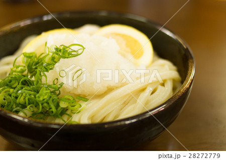 うどん うどん 28272779