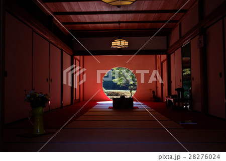 明月院 円窓 28276024