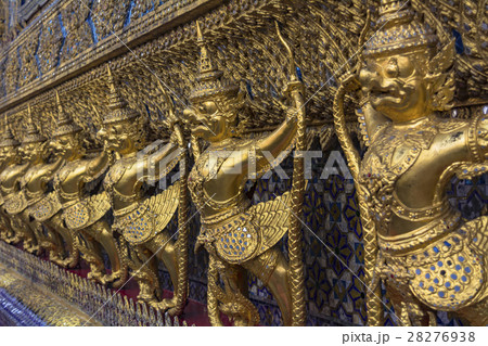 エメラルド寺院と王宮 28276938