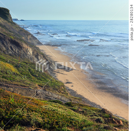 Evening ocean beach (Algarve, Portugal). Evening ocean beach (Algarve, Portugal). 28280134