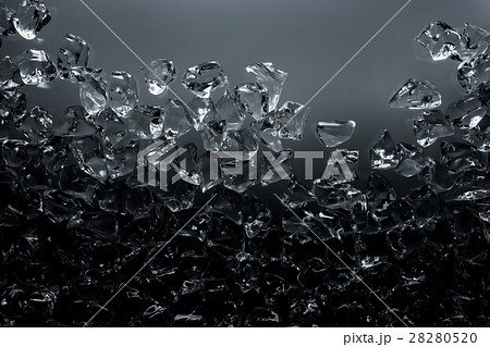 氷 氷 28280520