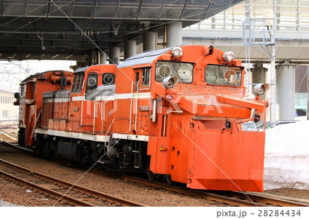 小樽築港駅にて、DE15 1542。 28284434