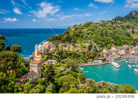 Portofino village on Ligurian coast, Italy Portofino village on Ligurian coast, Italy 28289306