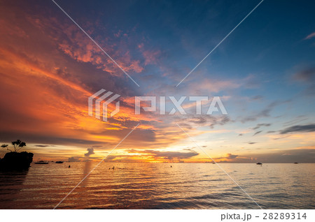 Beautiful sunset at Boracay beach, Philippines 28289314