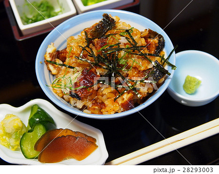 名古屋名物 「ひつまぶし」 名古屋名物 「ひつまぶし」 28293003