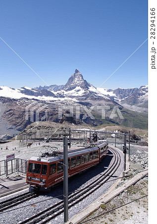 グルナーグラート鉄道とマッターホルン グルナーグラート鉄道とマッターホルン 28294166