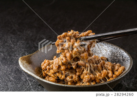 わら入りの納豆(natto) 28294260