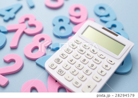 電卓と数字 28294579