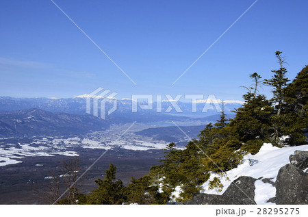 八ヶ岳「冬の編笠山」より 28295275