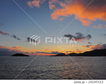 夕暮れの風景　相生湾から見た夕暮れ　夕暮れ　風景 28295523