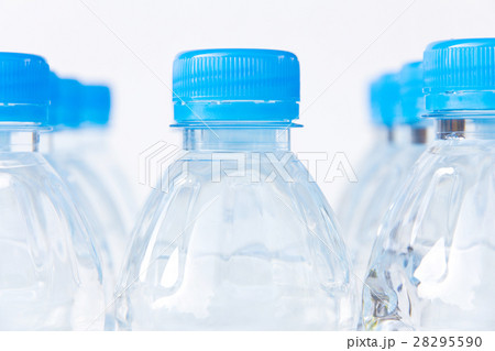 bottle of drinking 28295590