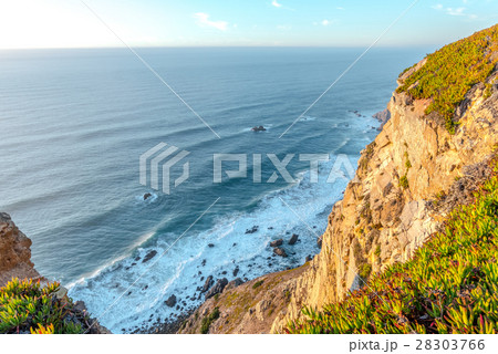 夕焼けのロカ岬 - ポルトガル 28303766