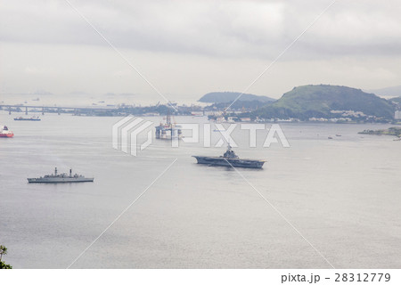 Brazil - Oil Rig In Guanabara Bay - Rio de Janeiro Brazil - Oil Rig In Guanabara Bay - Rio de Janeiro 28312779