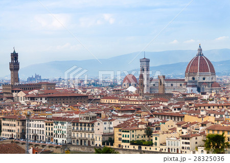 view of historic centre of Florence city 28325036