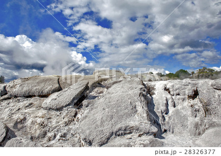 Whakarewarewa Geyser in Rotorua, New Zealand 28326377