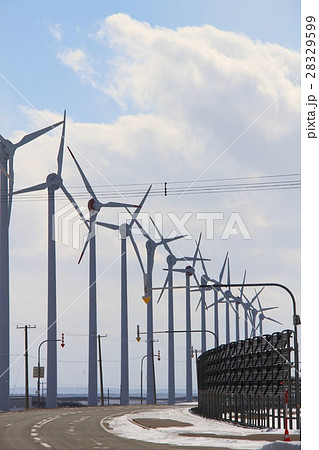 道道106号線(オロロンライン)とオトンルイ風力発電所 道道106号線(オロロンライン)とオトンルイ風力発電所 28329599