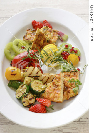 前菜　オードブル　野菜 28333645