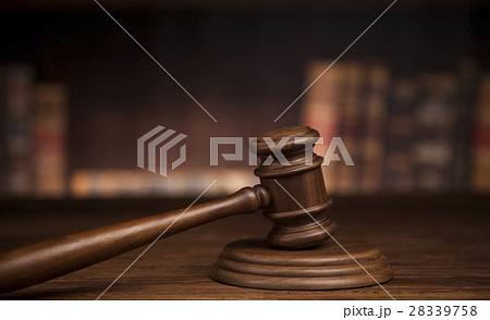 law theme, mallet of the judge, justice scale 28339758