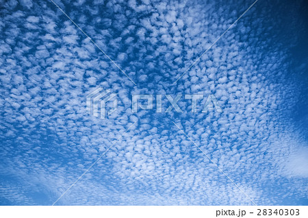 Sky clouds 28340303