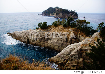 西伊豆町 堂ヶ島の眺望 伊豆半島 (静岡県 賀茂郡) 西伊豆町 堂ヶ島の眺望 伊豆半島 (静岡県 賀茂郡) 28342524
