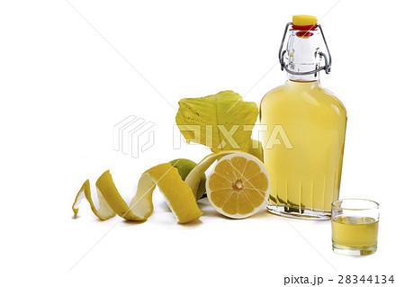 Artisanal Lemon Liqueur of Sardinia Artisanal Lemon Liqueur of Sardinia 28344134