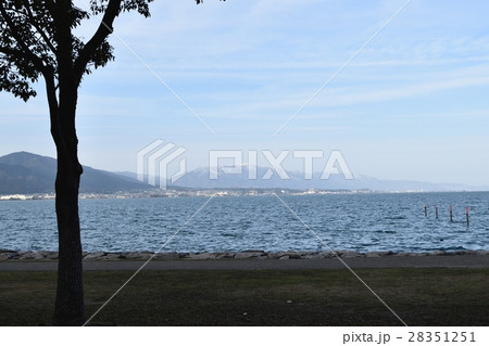 琵琶湖と比良山系 28351251