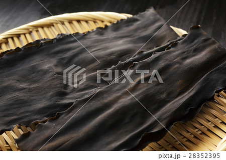 乾燥昆布 乾燥昆布 28352395