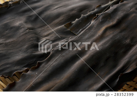 乾燥昆布 乾燥昆布 28352399