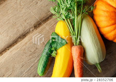 Fresh vegetables 28352706