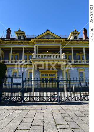 旧函館区公会堂の正面 28352901