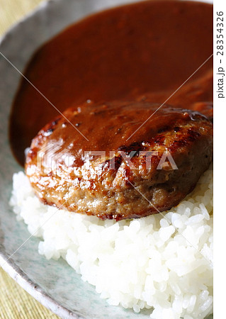 ハンバーグカレー 28354326