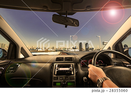運転席の風景 28355060