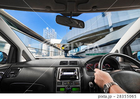運転席の風景 28355065
