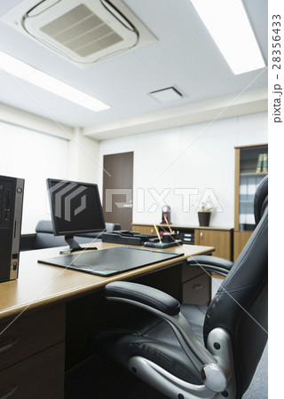 中規模ビジネス 28356433