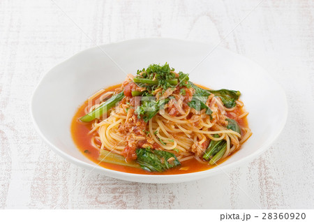ツナと青菜のパスタ パスタ トマトソース ツナと青菜のパスタ パスタ トマトソース 28360920