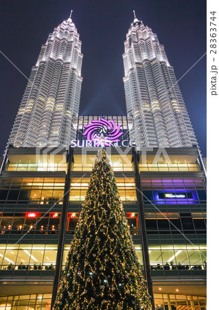 ペトロナスツインタワー夜景 28363744