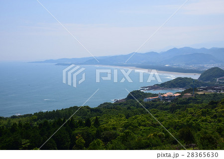 米ノ山展望台からの景色 ~小倉ヶ浜~ (宮崎県日向市) 米ノ山展望台からの景色 ~小倉ヶ浜~ (宮崎県日向市) 28365630