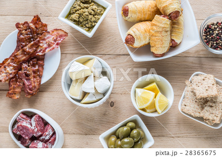 Snacks 28365675
