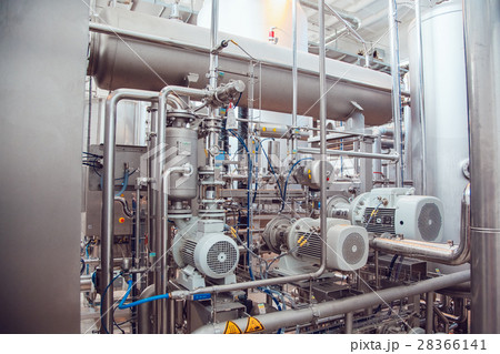 Modern beer plant, with brewing kettles, vessels Modern beer plant, with brewing kettles, vessels 28366141