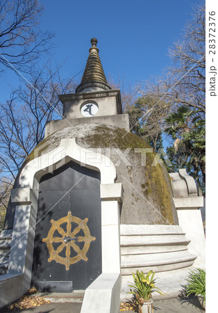 上野公園の上野大仏のそばにあるパゴダ(仏塔) 上野公園の上野大仏のそばにあるパゴダ(仏塔) 28372376