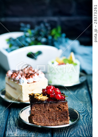 cakes cakes 28373261