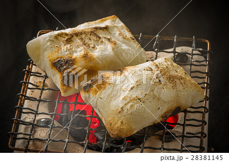 おもち　 Japanese food rice cake 28381145