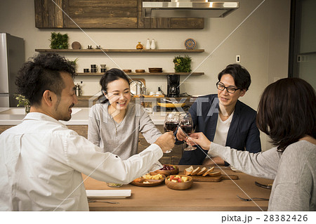 ホームパーティー 28382426