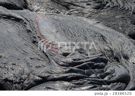 Close up lava flow in lava field 28386520