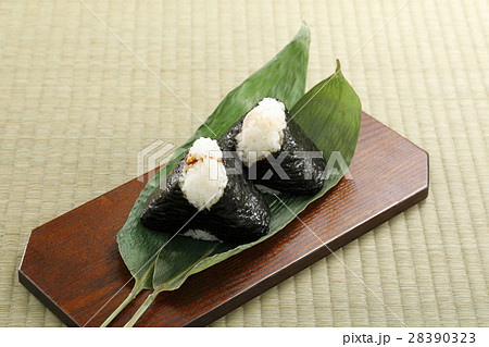 おにぎり 28390323